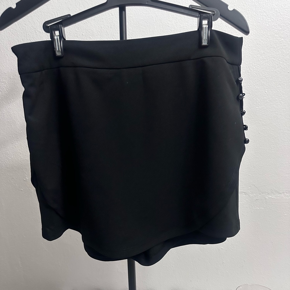 SHEIN Black Skort XL Chic Wrap Style Mini Skirt Shorts Button Detail